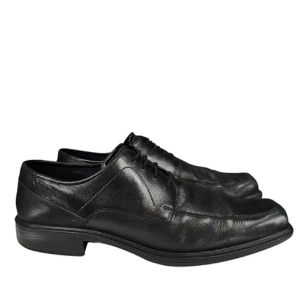 Ecco dress shoe